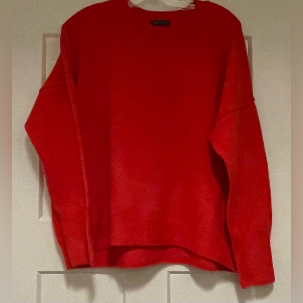 Vince Camuto Sweater
